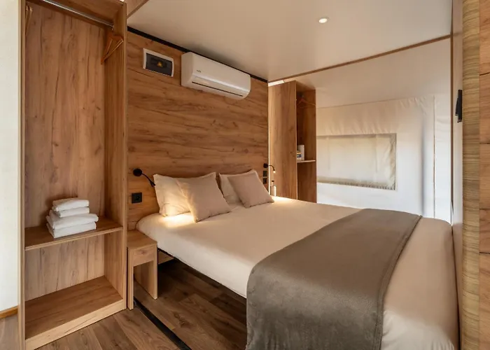 Ohai Outdoor 3* Nazaré